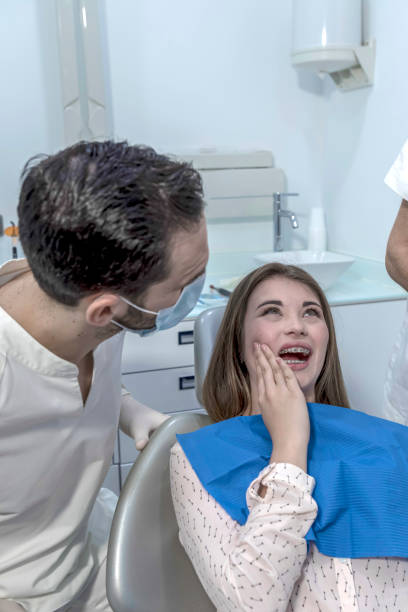 Best Emergency Treatment for Dental Infections or Abscesses in Rock Island, IL